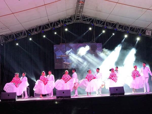 Compañía de Danza Folklórica Xochicalli: de la tradición a la innovación en 42 años de historia