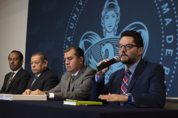 Declina el Rector Alfonso Esparza invitación del titular de la ASEP
