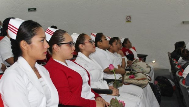 Cruz Roja Ciudad de Puebla reconoce la labor de sus enfermeras y enfermeros