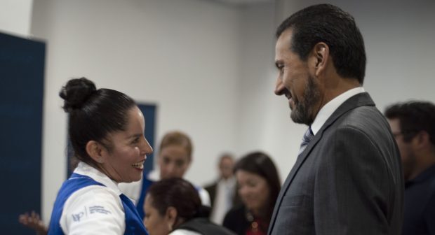 Esparza Ortiz reconoce el trabajo, humanismo y trascendencia del personal de Enfermería del HUP