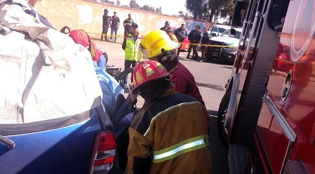 Volcadura en la Recta deja un muerto y heridos