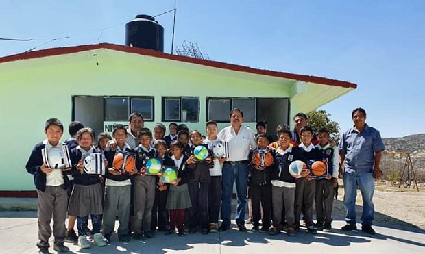 Promueve Ayuntamiento de Atexcal el deporte