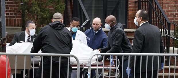 Nueva York con 779 muertes por COVID-19 en 24 horas