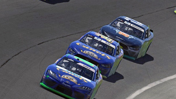 Victoria de Rubén García Jr. en Fecha 3 NASCAR México iRacing, De Alba Jr. fue 3°