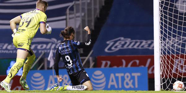 Noche de goles en el Cuauhtémoc entre Puebla y Querétaro