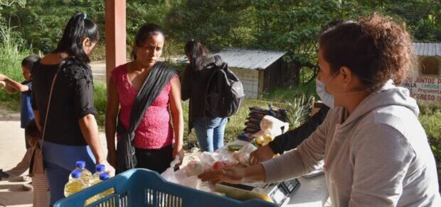 Reconoce poblador de Zoyotla trabajo del Ayuntamiento
