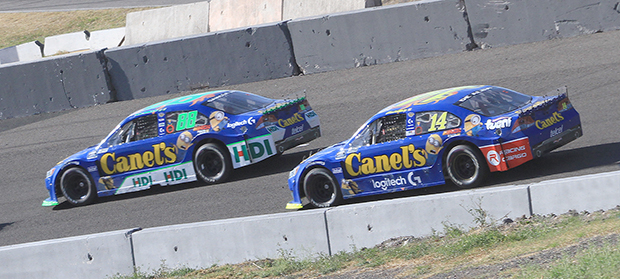 En la final NASCAR Canel´s Racing busca colocar sus dos autos en los primeros de la general