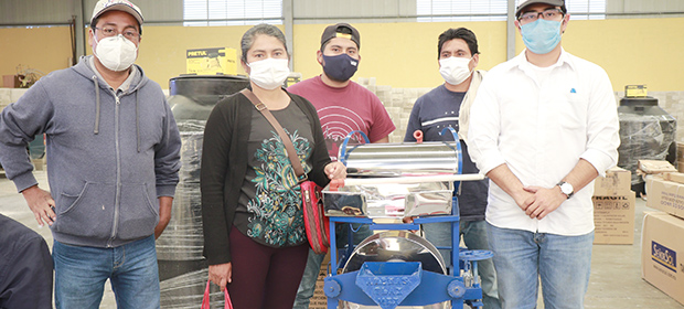 Entrega ayuntamiento de Tepexi herramientas agrícolas