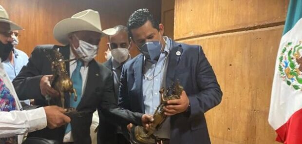 Participan de megaproyecto de desarrollo turístico, social y económico de Yuriria al gobernador de Guanajuato