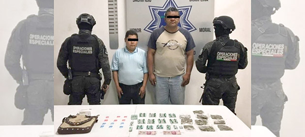 Detiene policía de Coronango a dos probables narcomenudistas