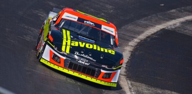 Jake Cosío busca en Querétaro su primer podio en Nascar México