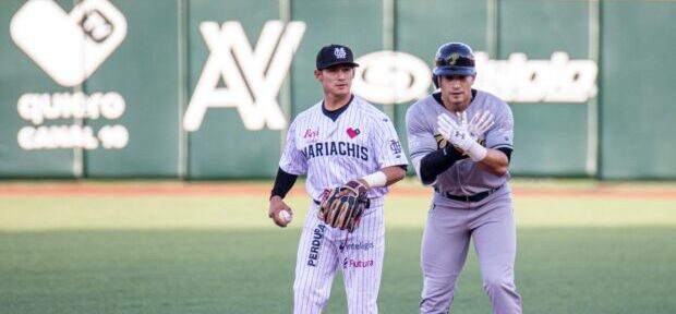 Mariachis doblegó a Pericos en el primer duelo