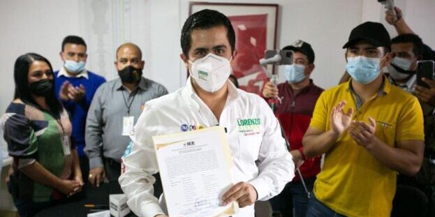 Con votación histórica Lorenzo Rivera recibe constancia de mayoría como presidente de Chignahuapan