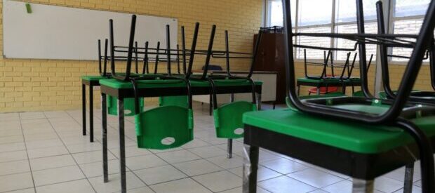 Cierran escuelas en Sinaloa por contagios COVID