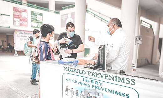 Llama IMSS Puebla a los jóvenes actuar con responsabilidad para evitar incremento de contagios por COVID-19