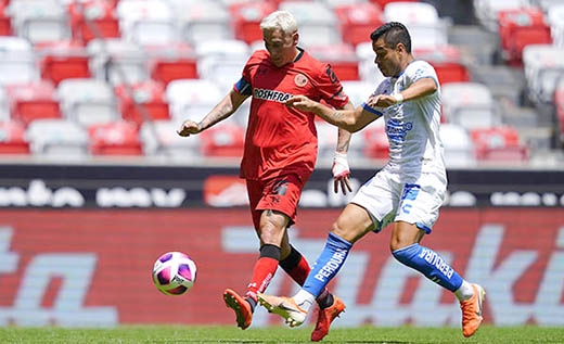 Gallos apaga el fuego del Diablo y le saca el empate