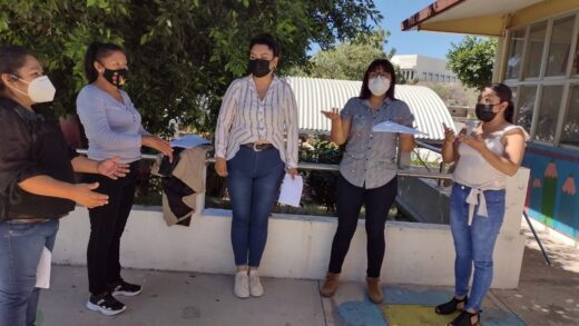 Imparten taller de poesía a maestras de preescolar