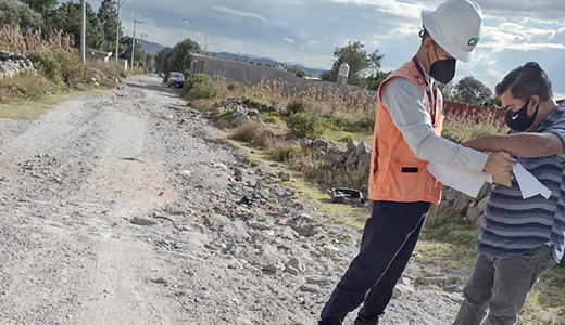 Gestionan electrificación de calle