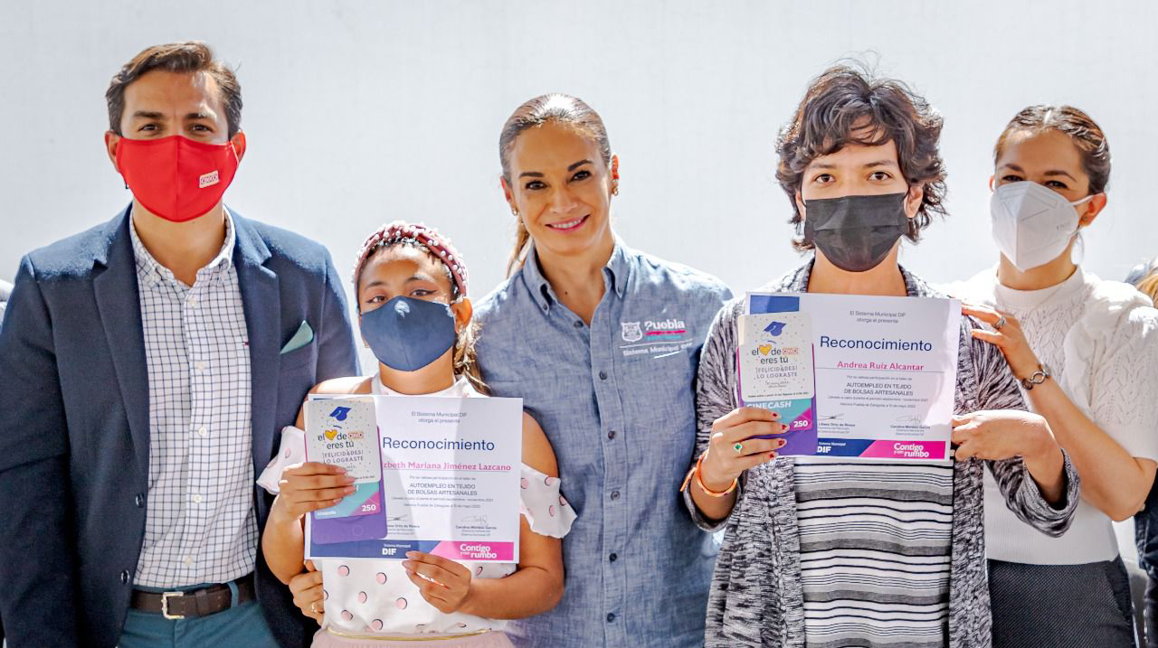 20 personas con discapacidad se incorporaron a la vida laboral con el apoyo del SMDIF Puebla