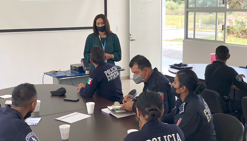 Fortalece SEGOB desempeño de funcionarios con taller de violencia de género