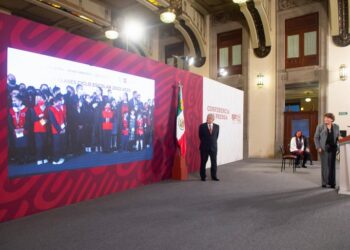 Inicia ciclo escolar 2022-2023; Delfina Gómez presenta informe de resultados en SEP y da bienvenida a la nueva secretaria, Leticia Ramírez