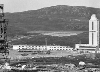 La historia del pozo de Kola, el ‘agujero del infierno’ de la Unión Soviética para alcanzar el centro de la Tierra