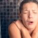 Los 14 beneficios de ducharse con agua fría