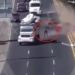Trabajador de limpia voló de camión de basura tras choque