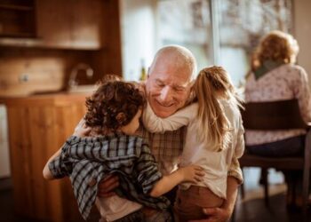 Los abuelos, fuente de amor y valores