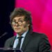 “No culpes a la lluvia”: acusan a Milei de arruinar la temporada estival argentina y le dedican una popular canción