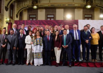 Derecho a la salud será realidad antes de terminar sexenio: presidente; carácter público del sector se recupera, afirma