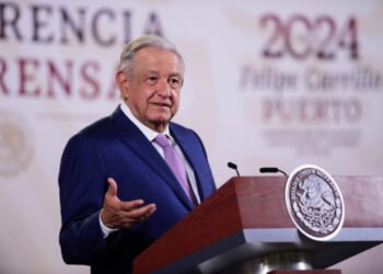 Funcionaria en Ecuador con nacionalidad mexicana no será juzgada por traición a la patria, aclara presidente