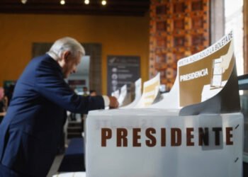 En la democracia, el pueblo manda: presidente tras votar en elecciones 2024