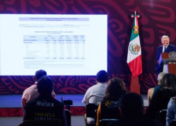 Presidente destaca fortaleza económica de México; peso sigue siendo fuerte frente al dólar