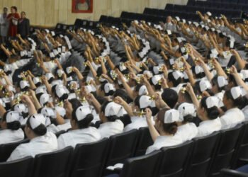 Más de 26 mil pasantes de enfermería prestan servicios en centros de salud y hospitales