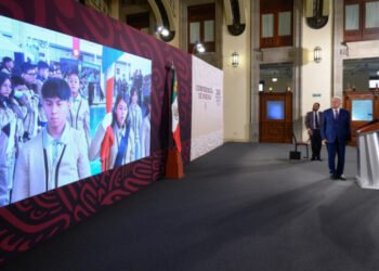 Presidente celebra regreso a clases en educación básica; inicia ciclo escolar 2024-2025