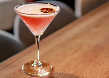 El mejor bar del mundo es latinoamericano y está ubicado en esta ciudad