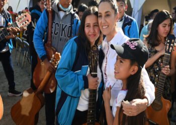 México no es colonia de nadie; siempre vamos a defender a los mexicanos en Estados Unidos: presidenta Claudia Sheinbaum