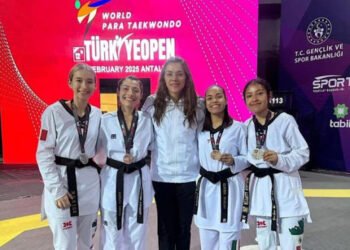 Atletas poblanos destacan en competencias internacionales