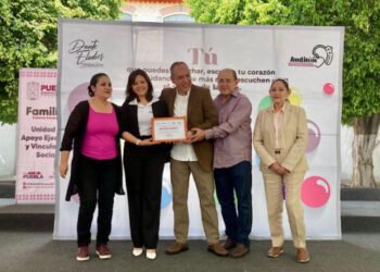 Entrega SEDIF 50 aparatos auditivos en coordinación con la Fundación Dante Eludier