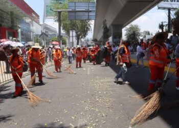 Participó OOSL en el Desfile del 5 de Mayo con operativo especial de limpieza