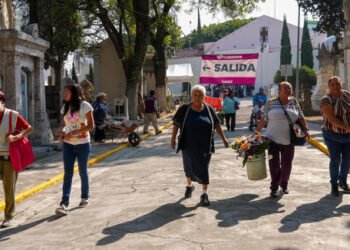 Recibió Panteón Municipal cerca de 35 mil visitantes por el Día de las Madres