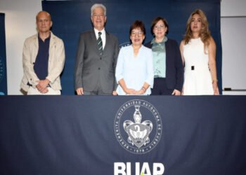 Reconoce la Rectora Lilia Cedillo el crecimiento y consolidación del IFUAP
