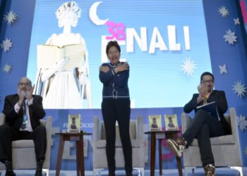 Los microorganismos, primeros seres en colonizar el planeta y los últimos en desaparecer