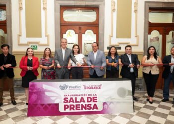 Pepe Chedraui reconoce labor de los medios de comunicación e inaugura Sala de Prensa en el Palacio Municipal