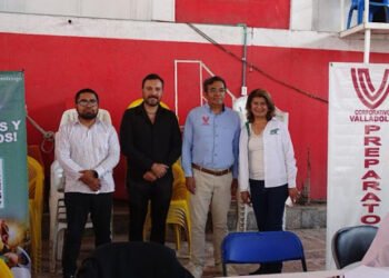 UTH lleva salud y asesoría legal gratuita a Santa Ana Xalmimilulco