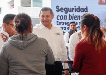 En Sierra Negra, Gobierno de Armenta entrega 97 mdp en obra comunitaria para pueblos indígenas
