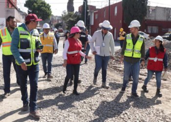 Supervisa Gobierno de la Ciudad trabajos de mantenimiento vial de la calle 8 Sur – 53 Norte