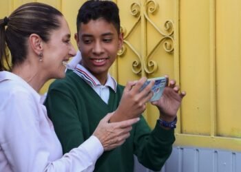Presidenta Claudia Sheinbaum inaugura Centro de Atención de Becas para el Bienestar en Celaya, Guanajuato