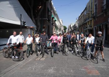 Participa Pepe Chedraui en la Rodada Patrimonial en el Centro Histórico